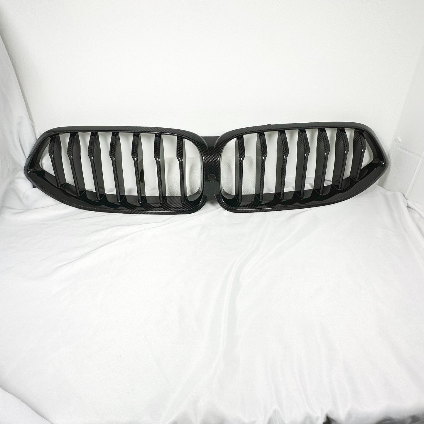 MAX CARBON Performance grille kidneys suitable for BMW 8 Series G14 G15 G16 M8 F91 F92 before LCI