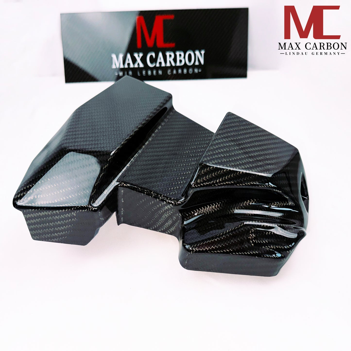 MAX CARBON Performance battery cover in the engine compartment for BMW G80 G81 M3 G82 G83 M4 M2 G87