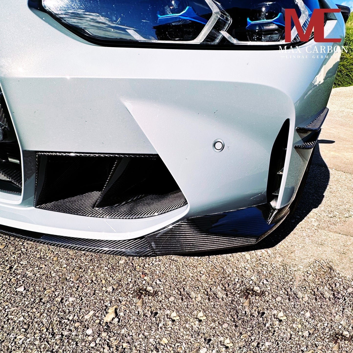 MAX CARBON Performance Dry Carbon Prepreg Replacement Air Intake suitable for BMW M3 M4 G80 G81 G82 G83