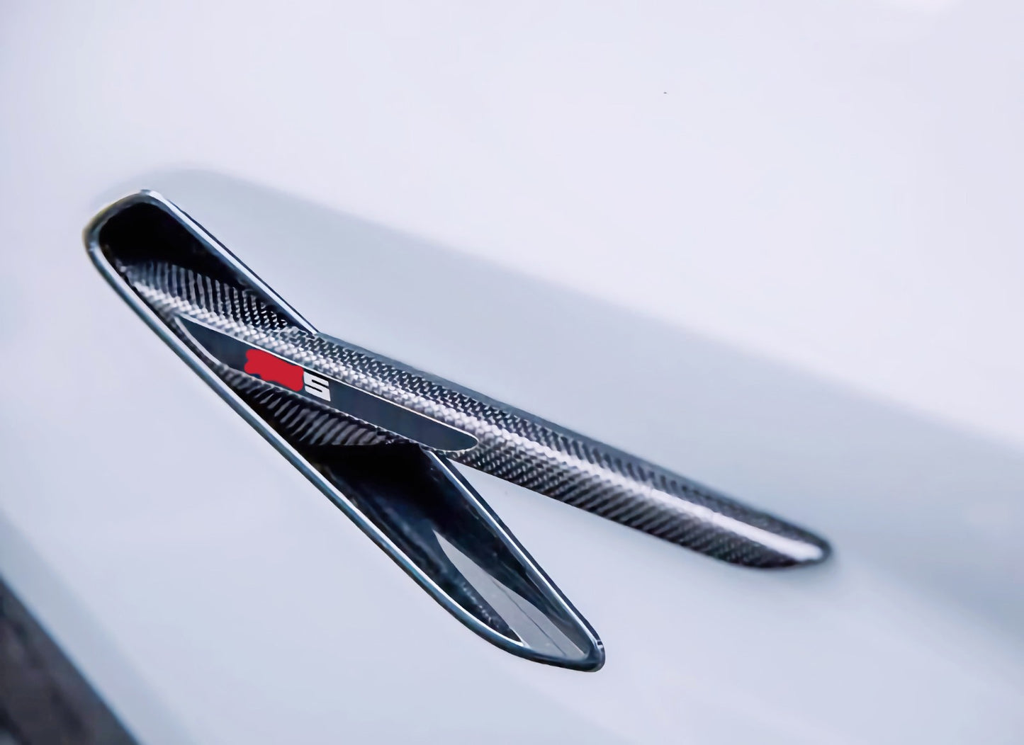 MAX CARBON Performance Mudguard Air Intakes Gills Fender Trim for BMW M5 F90