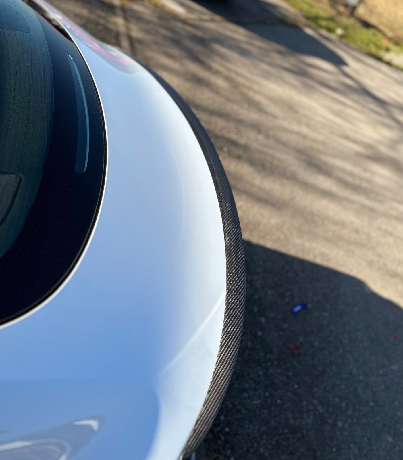 MAX CARBON Performance tear-off edge lip rear spoiler for TESLA MODEL 3