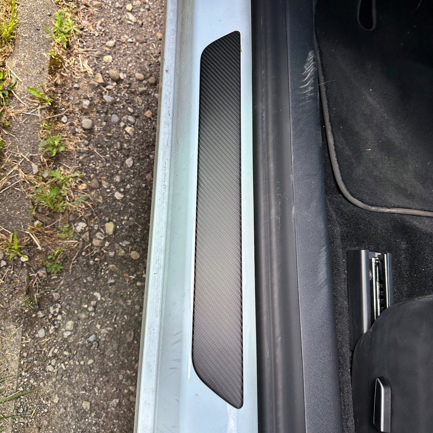 MAX CARBON Performance DOOR door sill trim attachment in a set for TESLA MODEL 3 MODEL Y