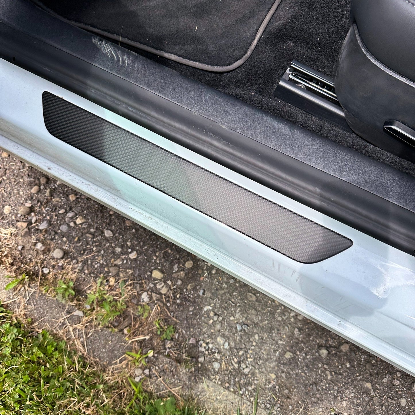MAX CARBON Performance DOOR door sill trim attachment in a set for TESLA MODEL 3 MODEL Y