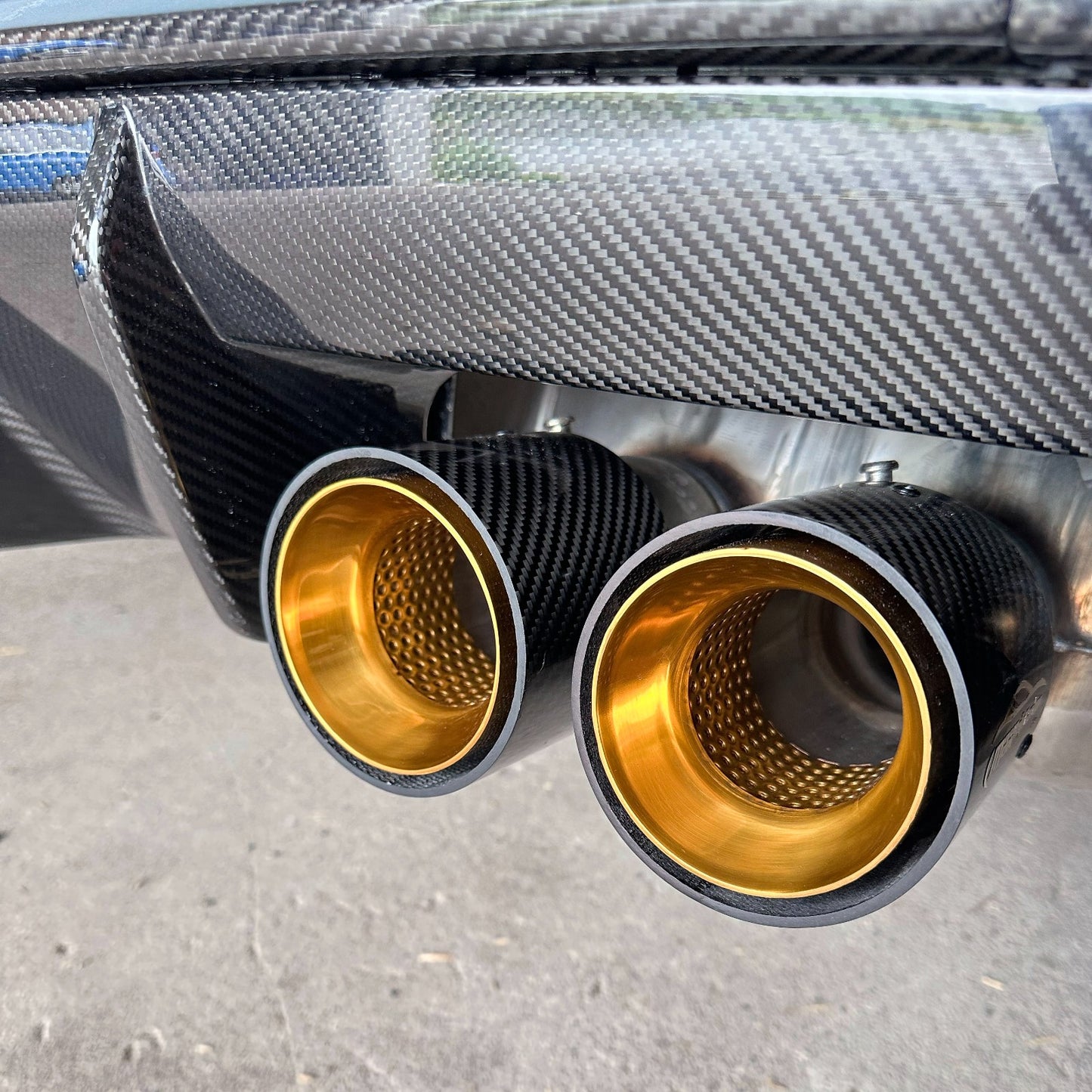 MAX CARBON exhaust replacement tailpipe cover for BMW M2 M3 M4 G80 G81 G82 G83 G87 with original exhaust covers 