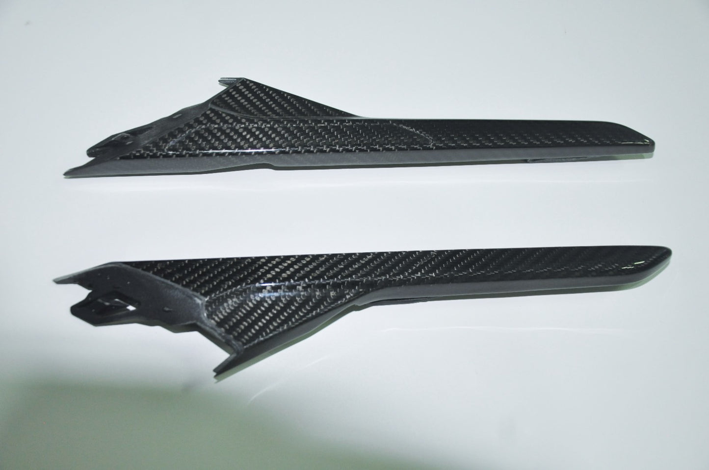 MAX CARBON Performance Mudguard Air Intakes Gills Fender Trim for BMW M5 F90