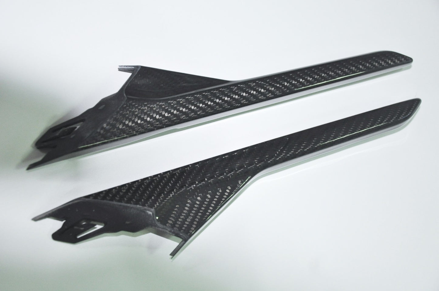 MAX CARBON Performance Mudguard Air Intakes Gills Fender Trim for BMW M5 F90