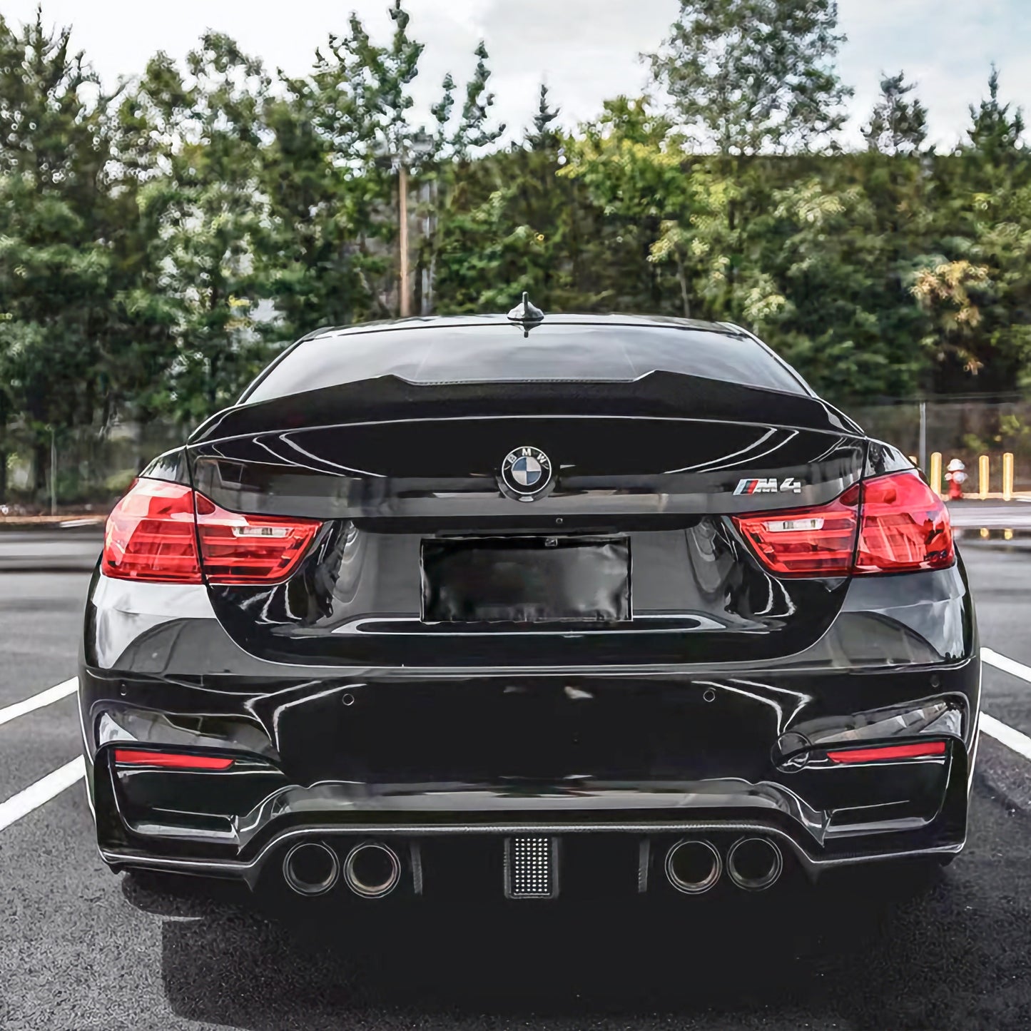 MAX CARBON PERFORMANCE REAR SPOILER TAIL LIP suitable for BMW M4 F82