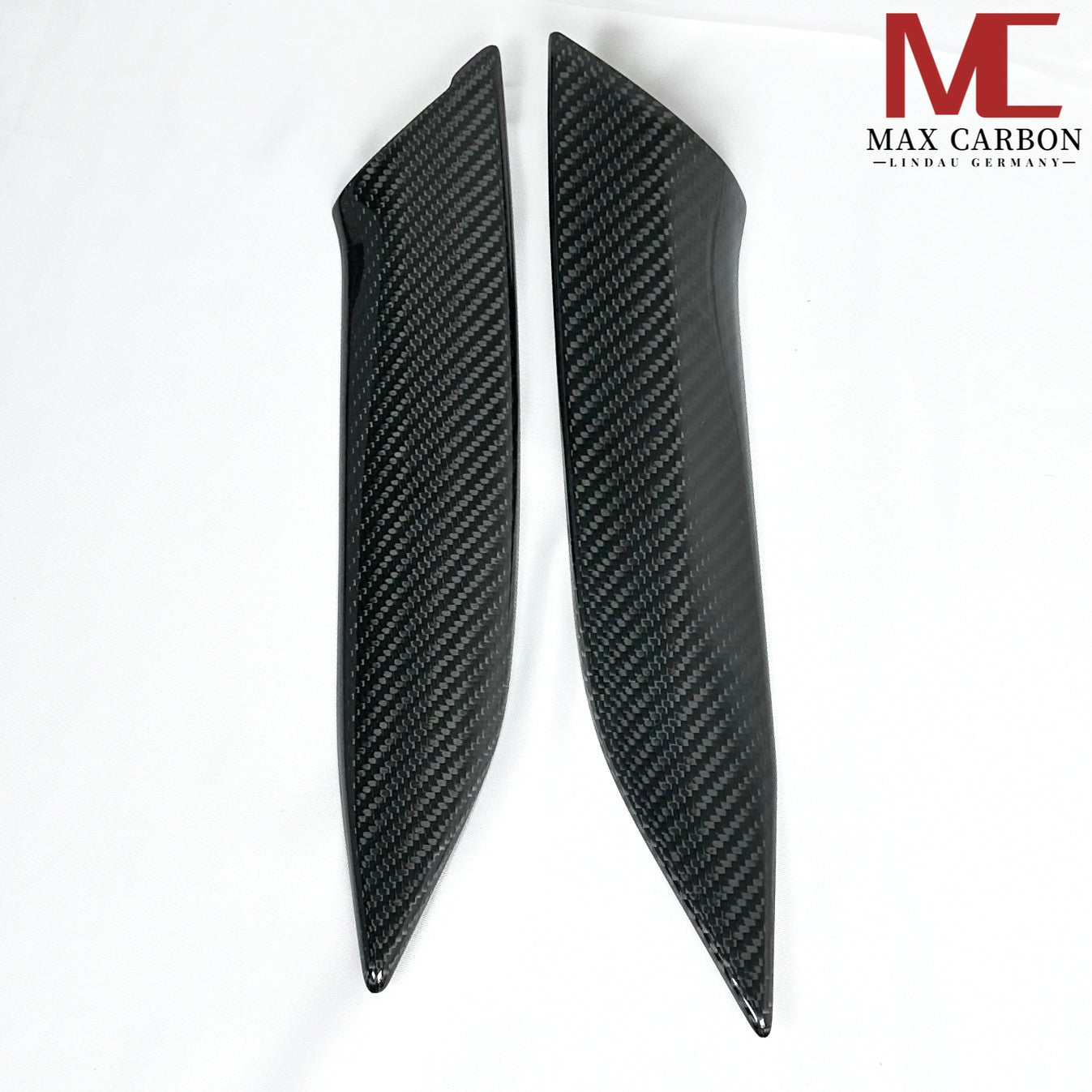 MAX CARBON Performance side center console covers for BMW G20 G21 G22 G23 G26 G42 G80 G81 G82 G83 G87 