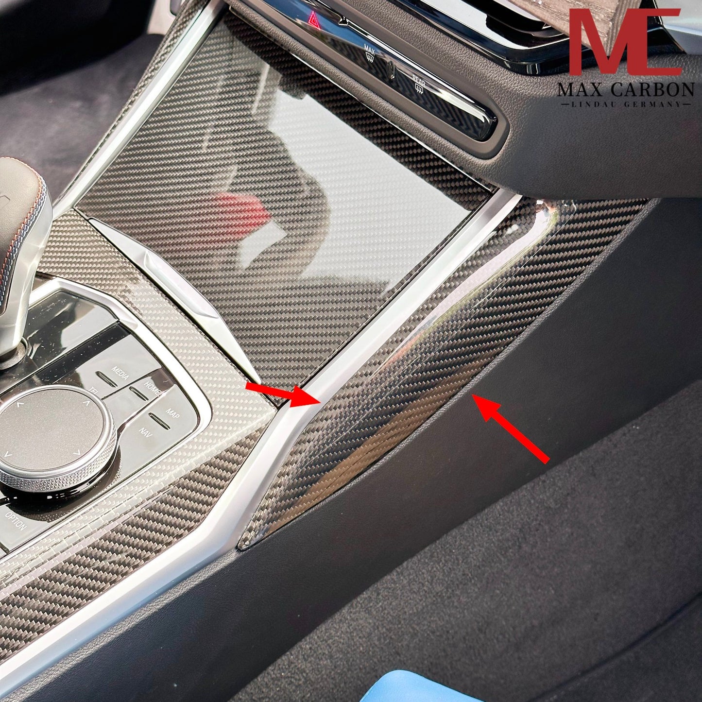 MAX CARBON Performance side center console covers for BMW G20 G21 G22 G23 G26 G42 G80 G81 G82 G83 G87 