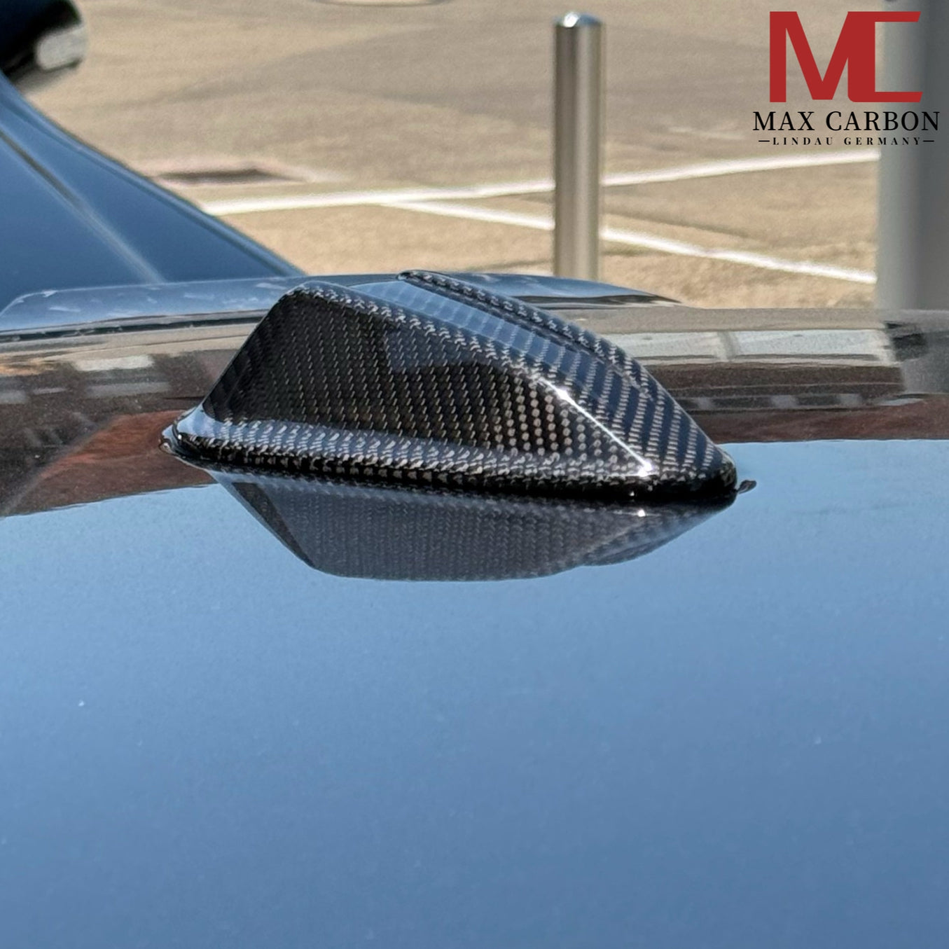 MAX CARBON Dry Carbon Shark Fin Antenna Cover for BMW 3 Series G21 M3 G81 X3 G01 X4 G02 X5 G05 X6 G06 X7 G07