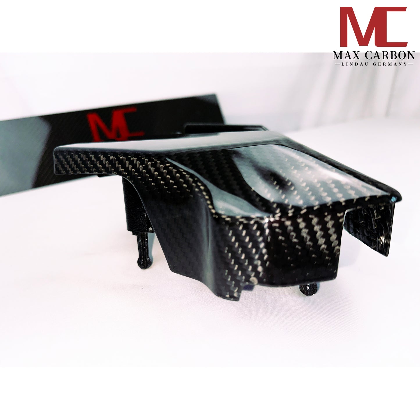 MAX CARBON Performance battery cover in the engine compartment for BMW G80 G81 M3 G82 G83 M4 M2 G87 