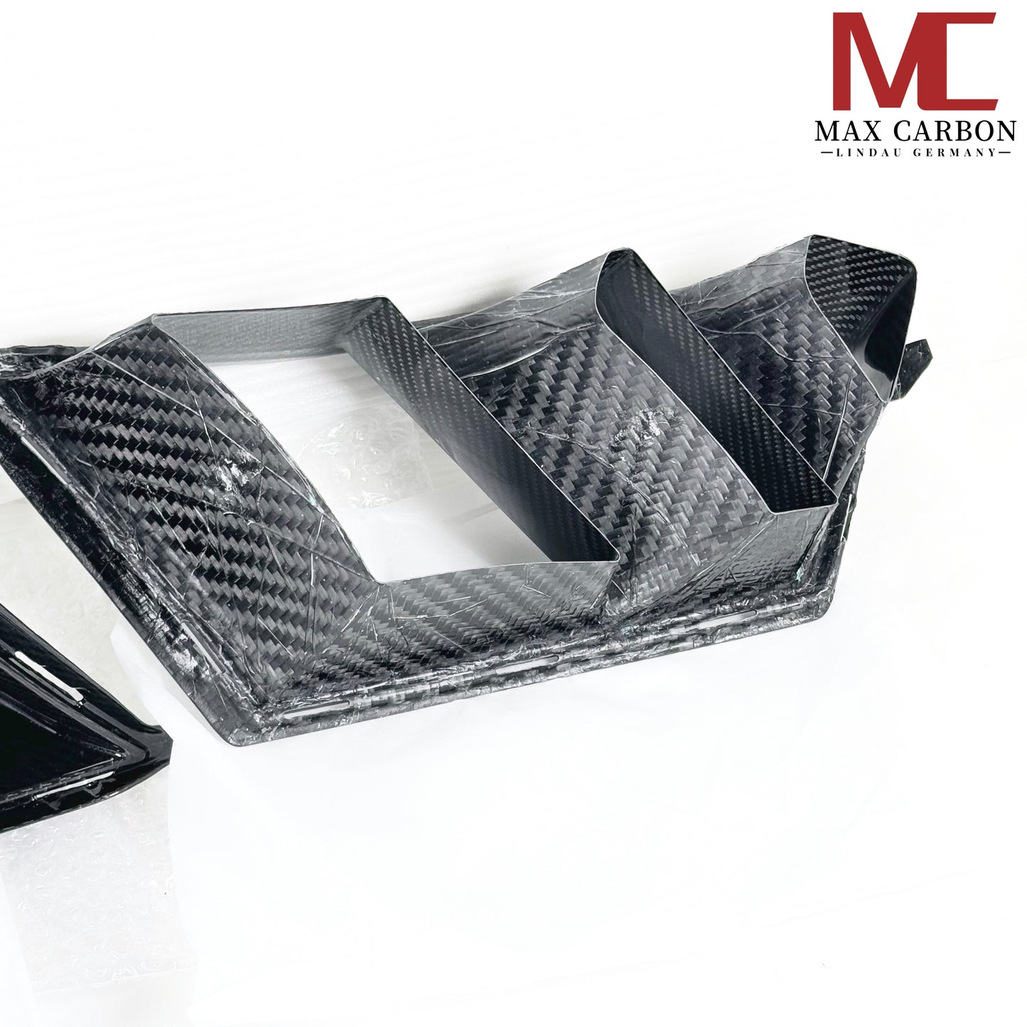 MAX CARBON Dry Carbon Prepreg Performance 2 Grille Air Intake Replacement for BMW M3 M4 G80 G81 G82 G83 