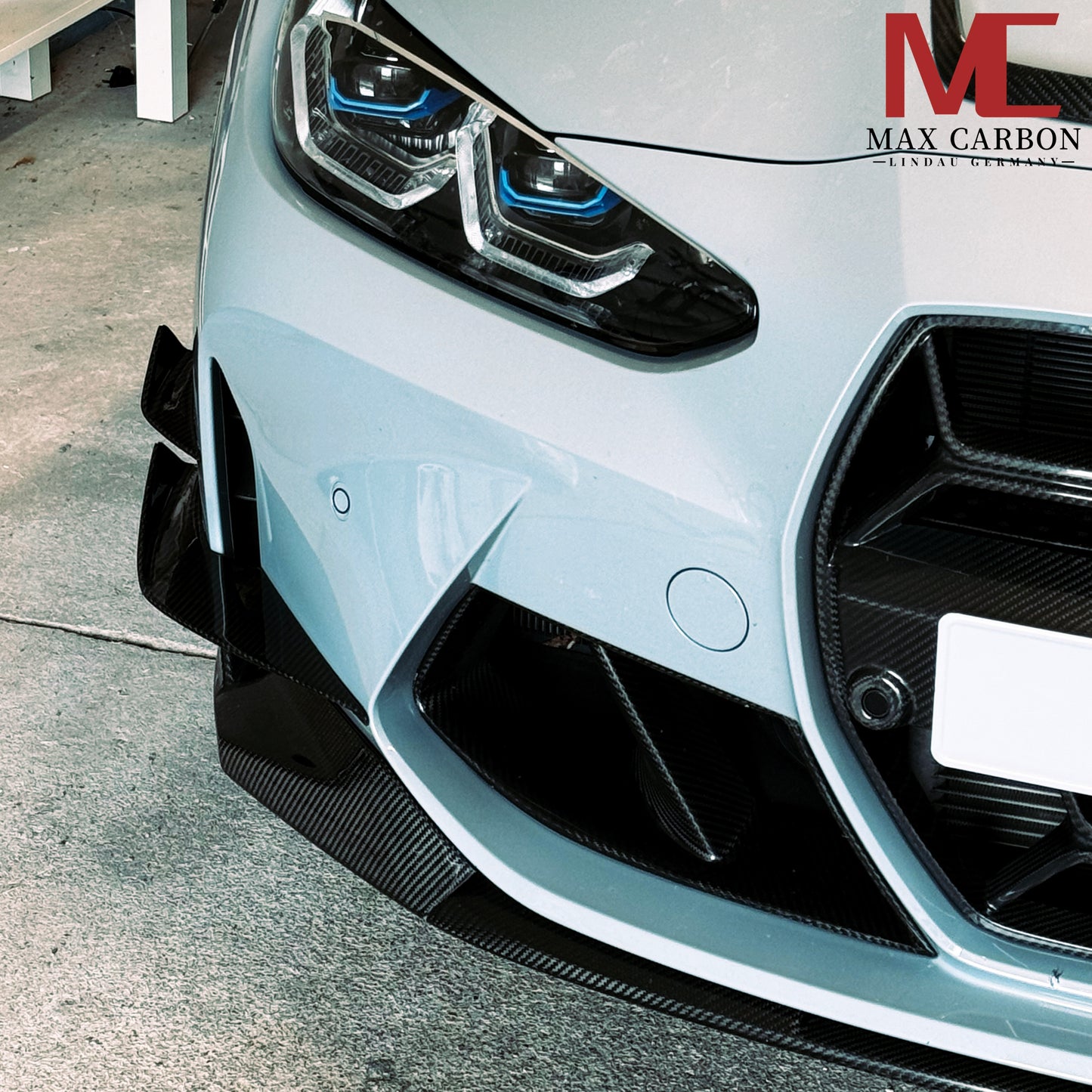 MAX CARBON Performance Aero Flick Dry Carbon Prepreg for BMW M3 G80 G81 M4 G82 G83 V3