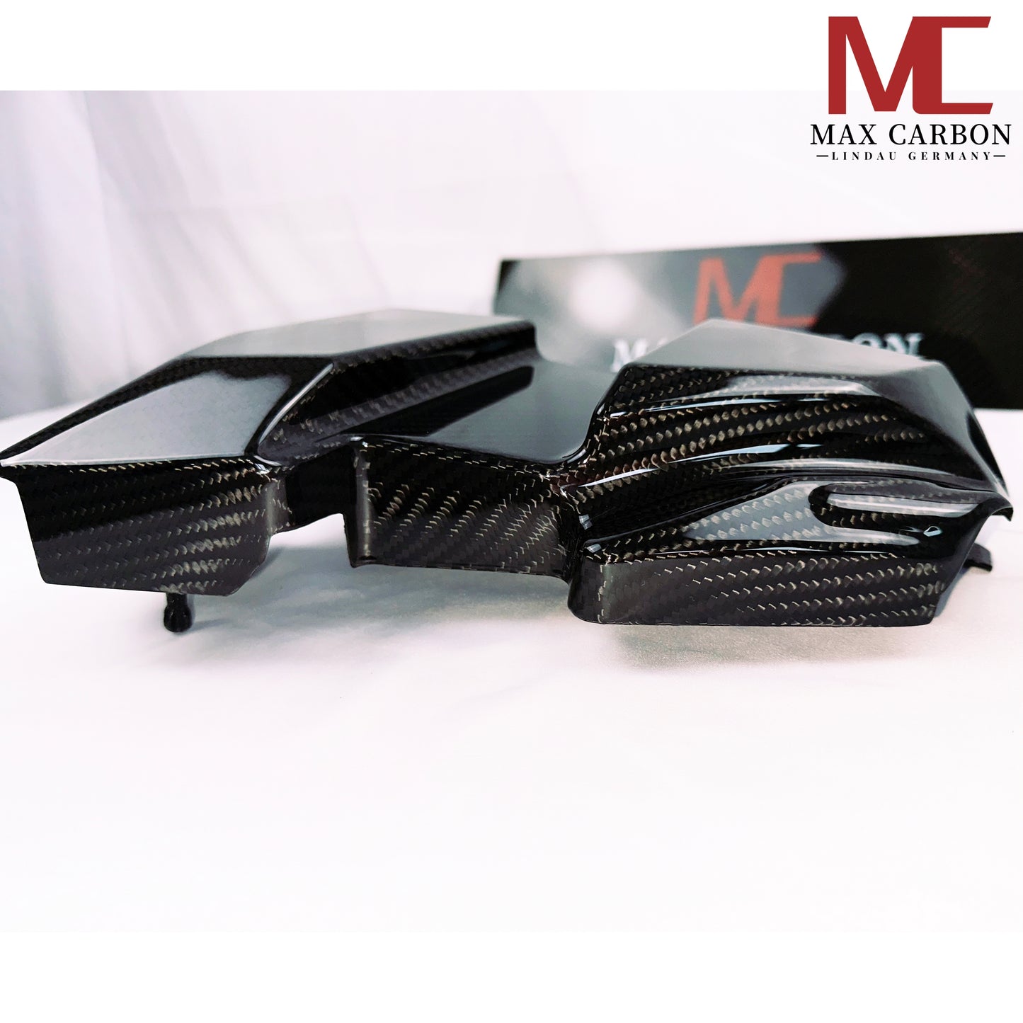 MAX CARBON Performance battery cover in the engine compartment for BMW G80 G81 M3 G82 G83 M4 M2 G87 