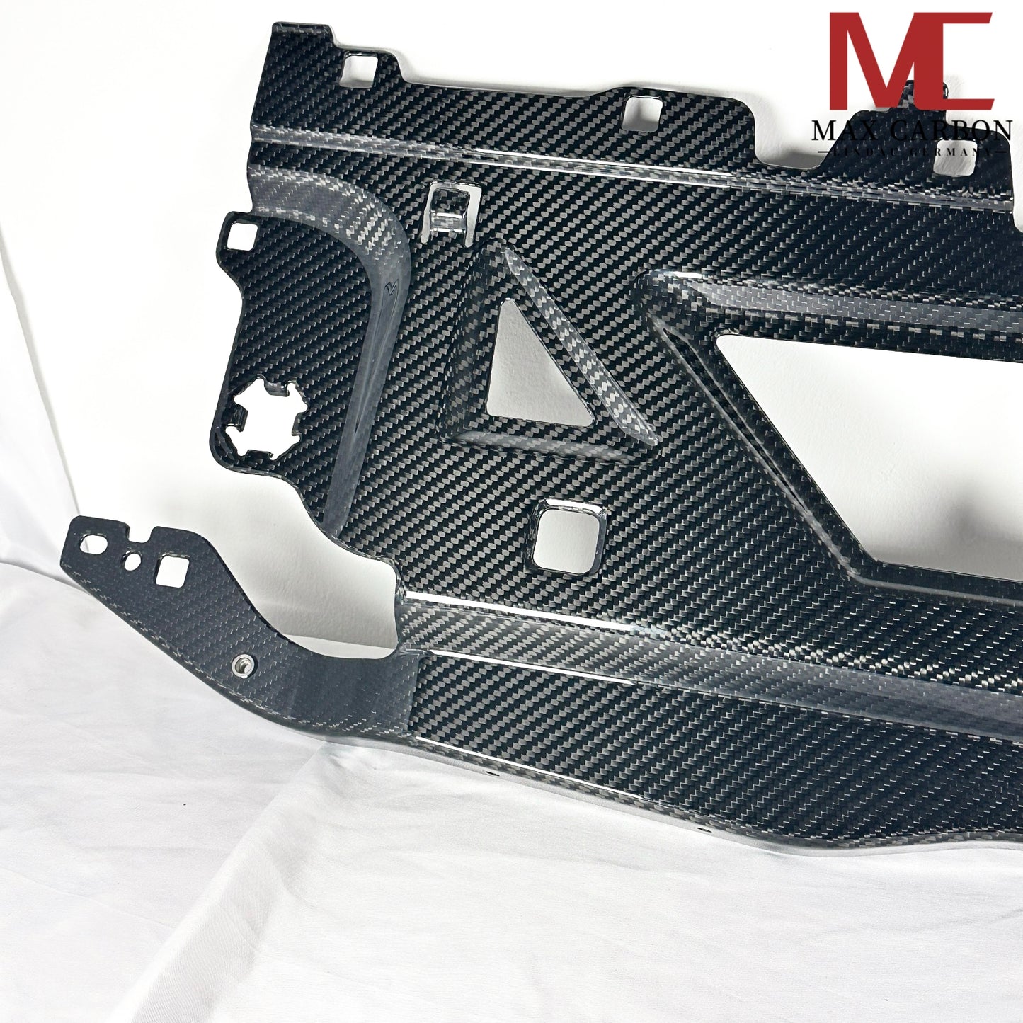 MAX CARBON Shroud Full Replacement Cooling Shroud Slam Panel for BMW G80 G81 G82 G83 G87 M3 M4 M2