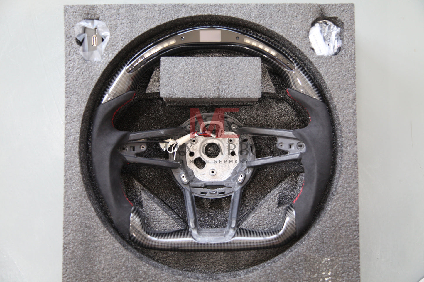 MC MAX CARBON Performance Dry Carbon Smart Steering Wheel LED Sport for Audi R8 4S