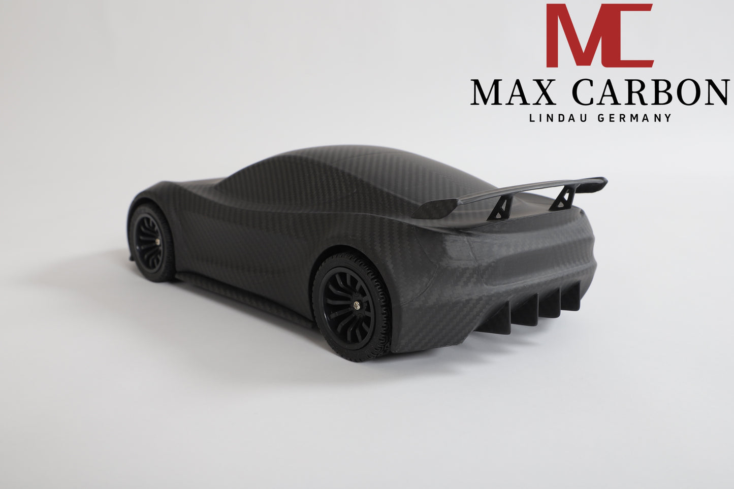 MAX CARBON Lifestyle Real Carbon Forged Carbon Hybrid Carbon Model Car made of Dry Carbon Prepreg 1:18 Sports Car Design Model Car