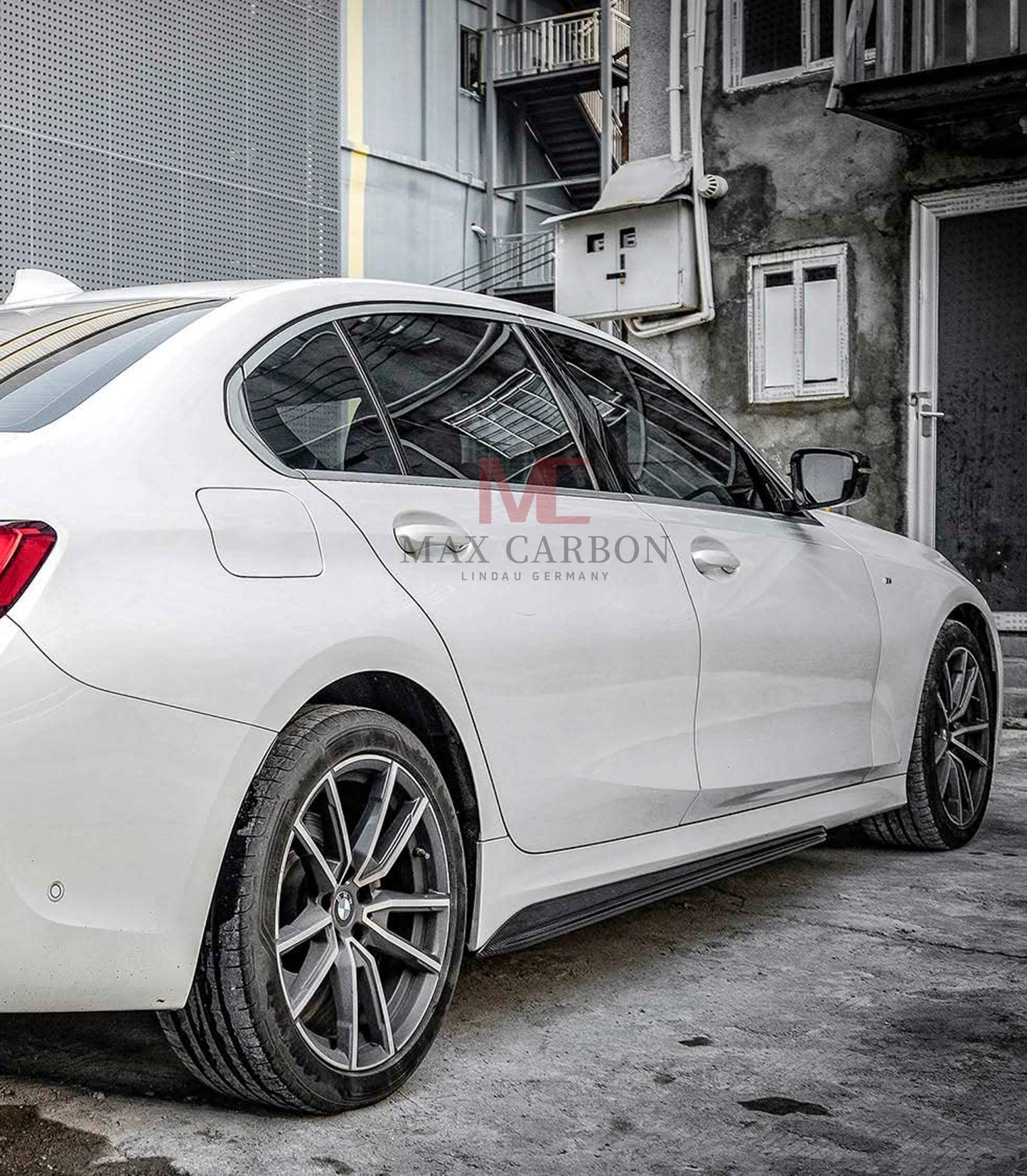 MC Dry Carbon Prepreg Performance Side Skirts suitable for BMW G20 G21 with M Package