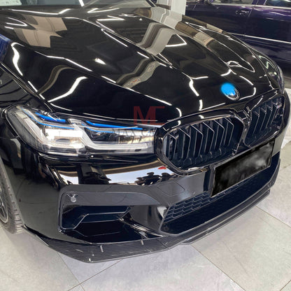 MAX CARBON Dry Carbon Prepreg Performance large front lip suitable for BMW M5 F90
