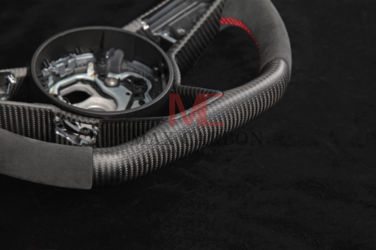 MC MAX CARBON Performance Dry Matt Carbon Steering Wheel with Clasp Replacement for Audi R8 4S