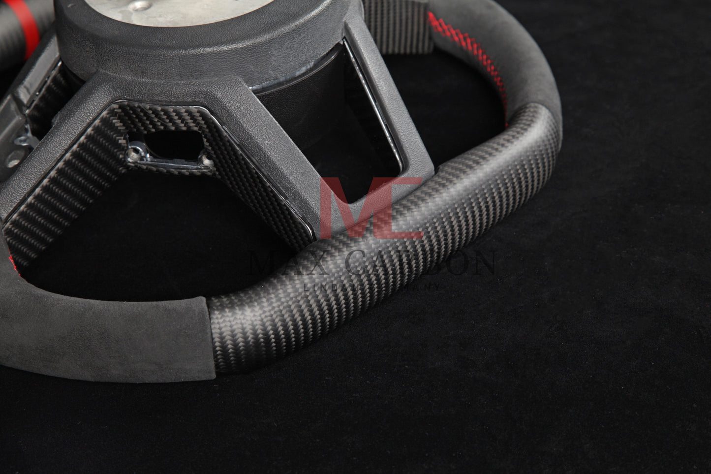 MC MAX CARBON Performance Dry Matt Carbon Steering Wheel with Clasp Replacement for Audi R8 4S