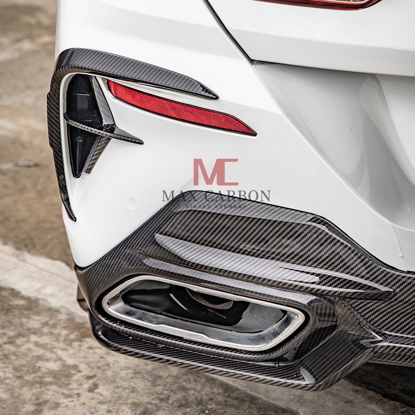 MC MAX CARBON DRY CARBON PREPREG rear panels AERO FLICKER for BMW G14 G15 M850i