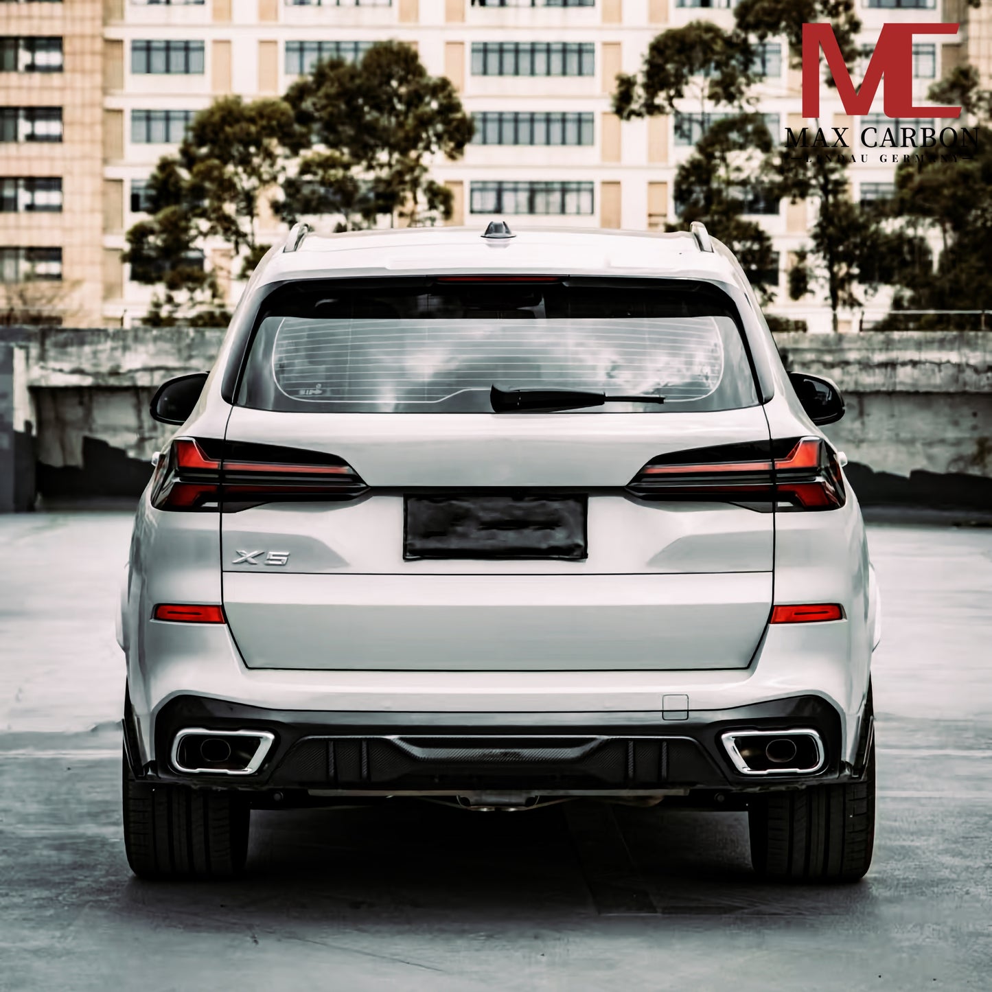 MC MAX CARBON Performance rear diffuser suitable for BMW X5 G05 before LCI