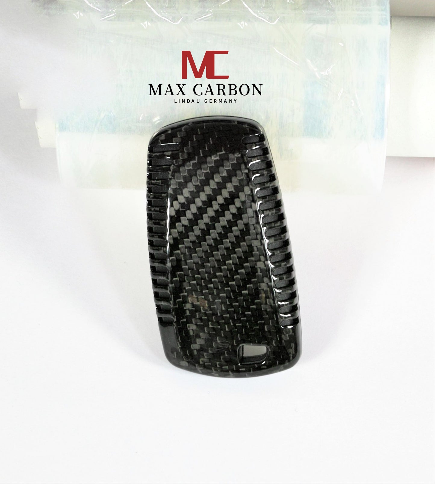 MAX CARBON Premium Key Cover Case Cover for BMW 1 Series 2 Series 3 Series 4 Series 5 Series 6 Series 7 Series M2 M3 M4 M135i M140i M235i M240i X1 X3 X4 X5 X6