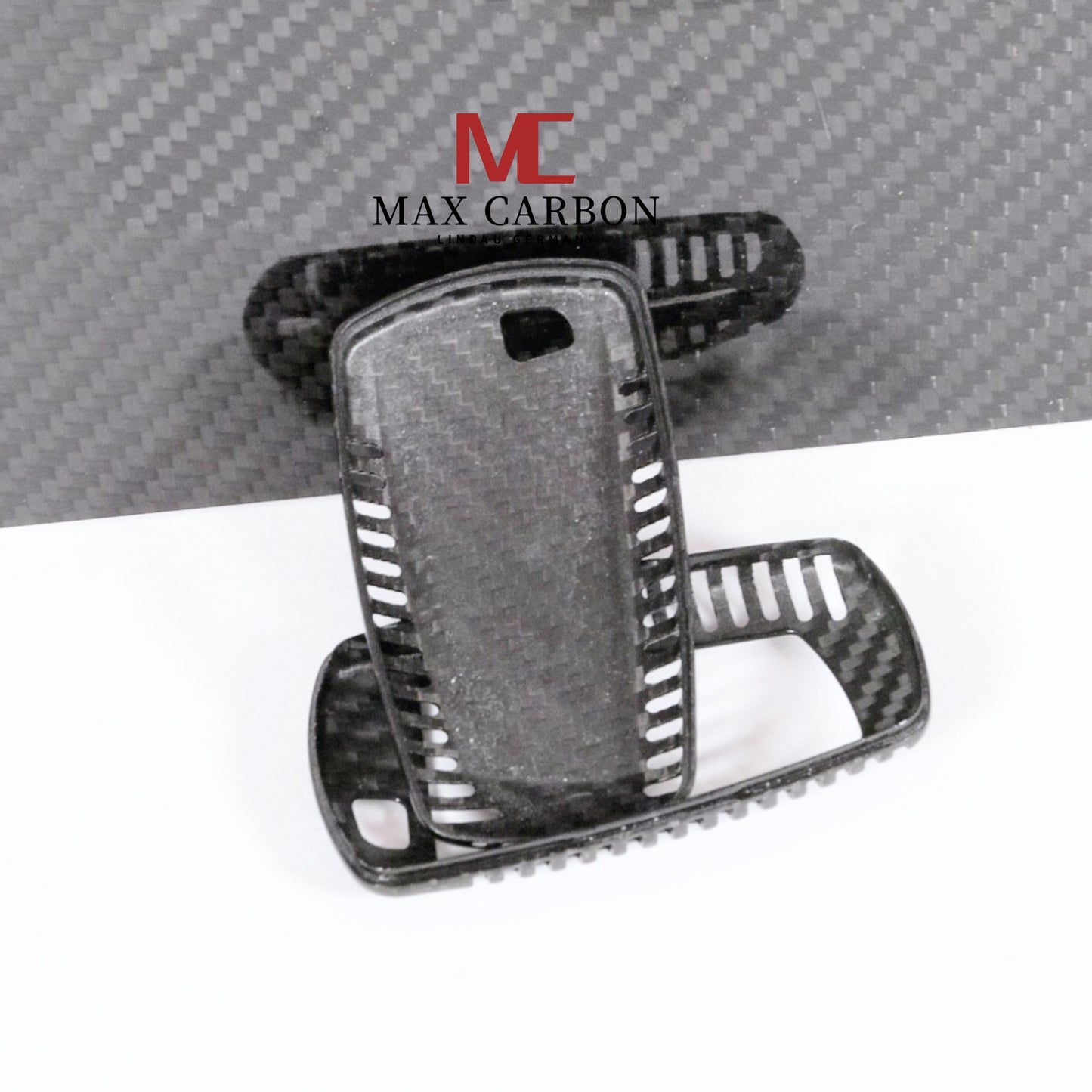 MAX CARBON Premium Key Cover Case Cover for BMW 1 Series 2 Series 3 Series 4 Series 5 Series 6 Series 7 Series M2 M3 M4 M135i M140i M235i M240i X1 X3 X4 X5 X6
