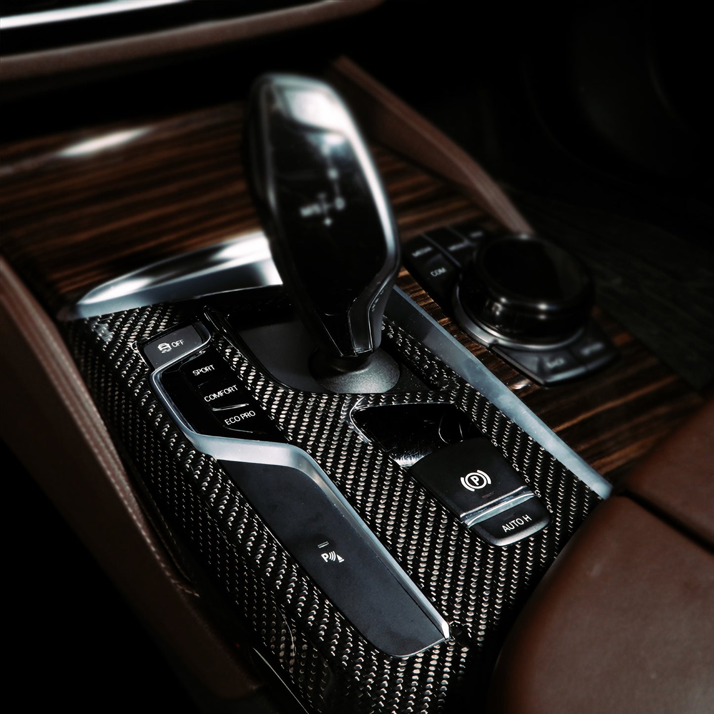 MAX CARBON DRY CARBON Performance replacement gear selector switch covers suitable for BMW M5 F90 X3M F97 X4M F98 