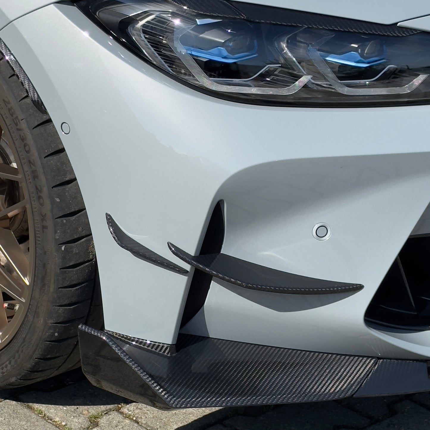 MAX CARBON Aero Flick Dry Carbon Prepreg suitable for BMW M3 G80 G81 M4 G82 G83 V3