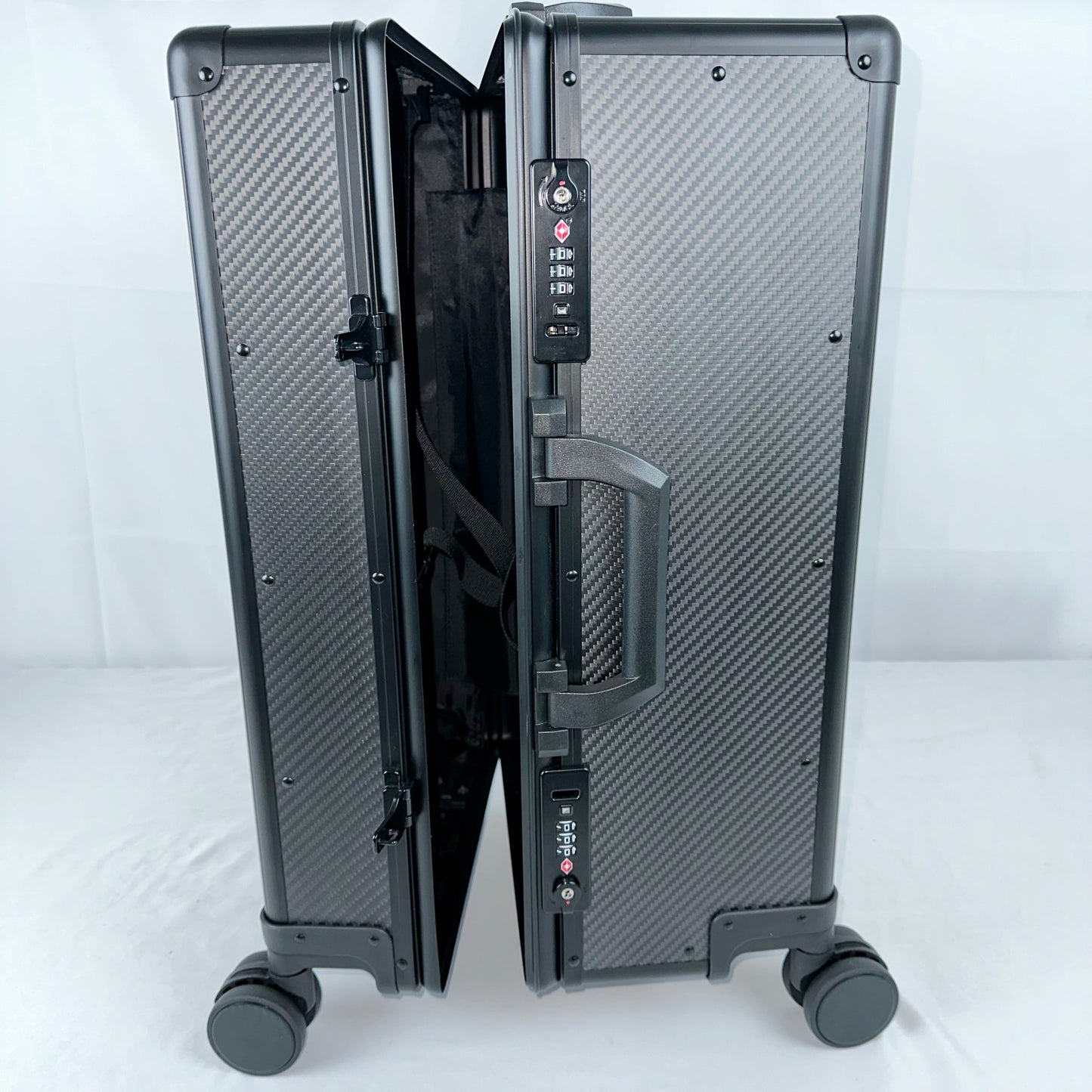 MC MAX CARBON Lifestyle Real Carbon High Quality Travel Luggage Hand Luggage Suitcase with TSA Lock 