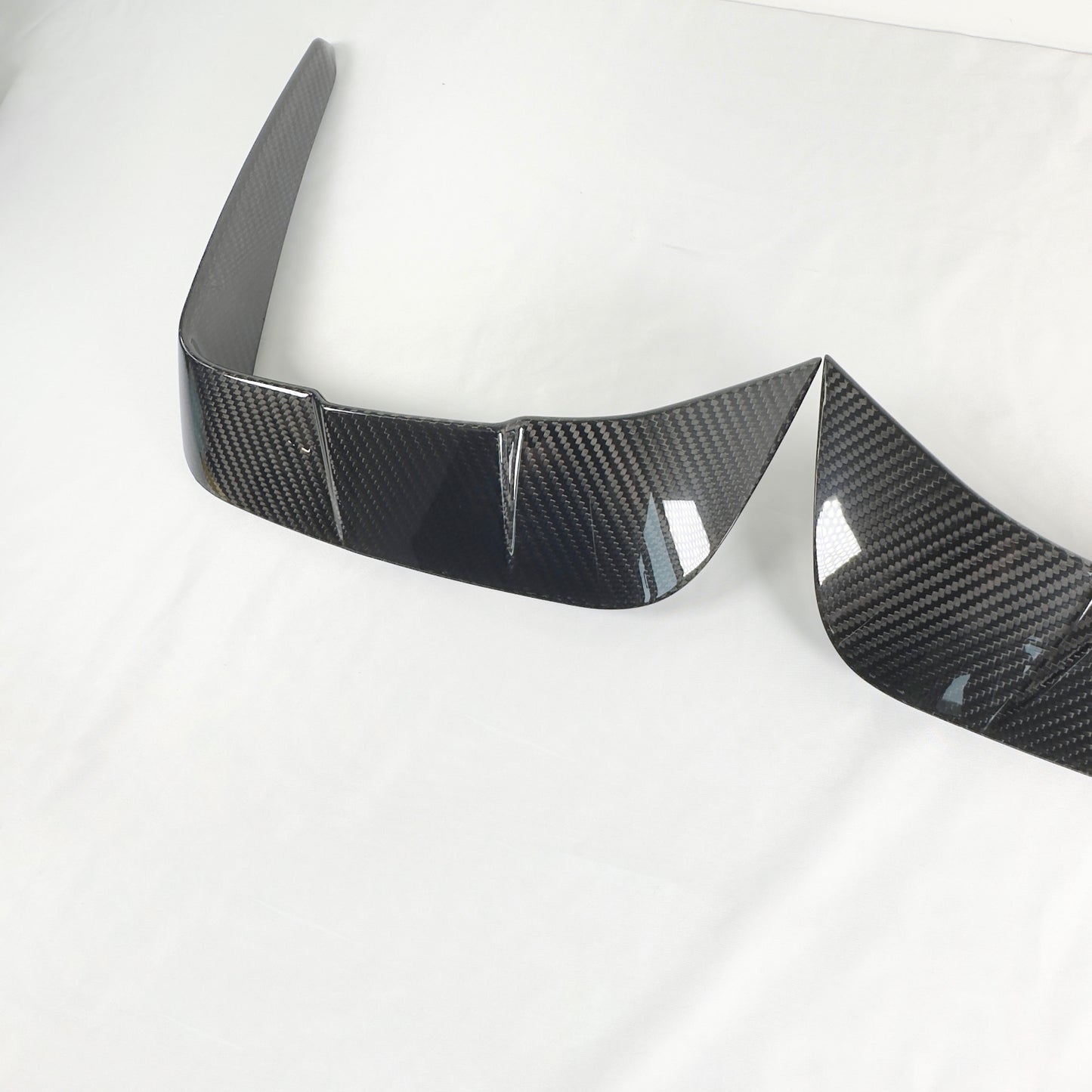 MAX CARBON Performance Real DRY CARBON PrePreg Front Lip Flick for BMW G14 G15 G16 M850