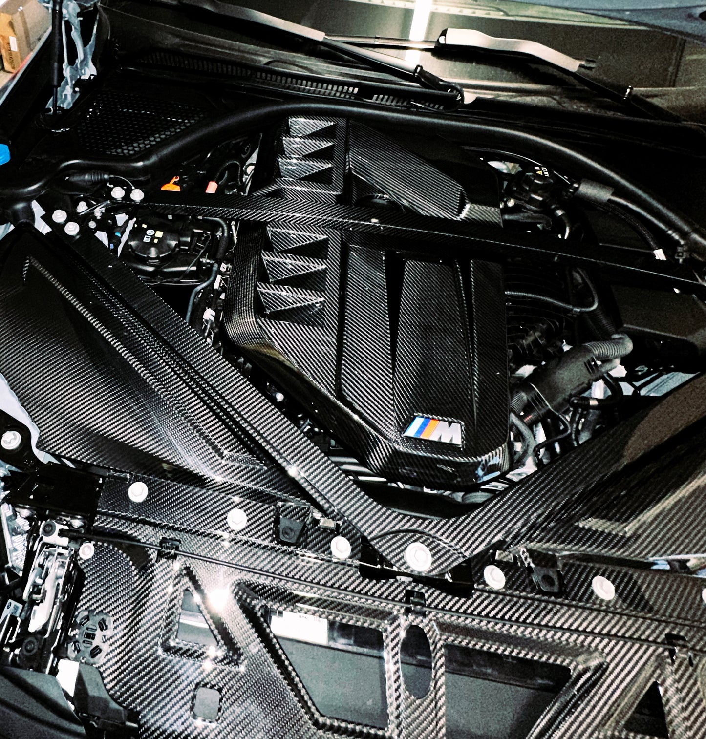 MAX CARBON Performance Dry Carbon Strut Brace Engine Compartment Balance Rod for BMW M3 M4 G80 G81 G82 G83 CSL 