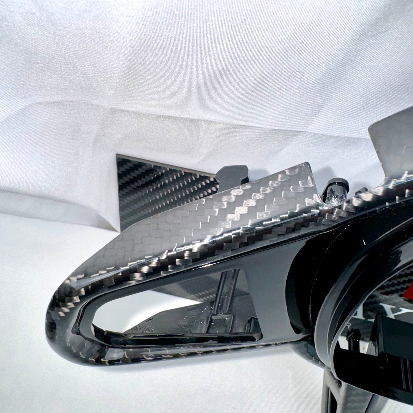 MAX CARBON Dry Carbon Prepreg Steering Wheel Cover Replacement for BMW M2 G87 LCI M3 G80 G81 LCI M4 G82 G83 LCI 