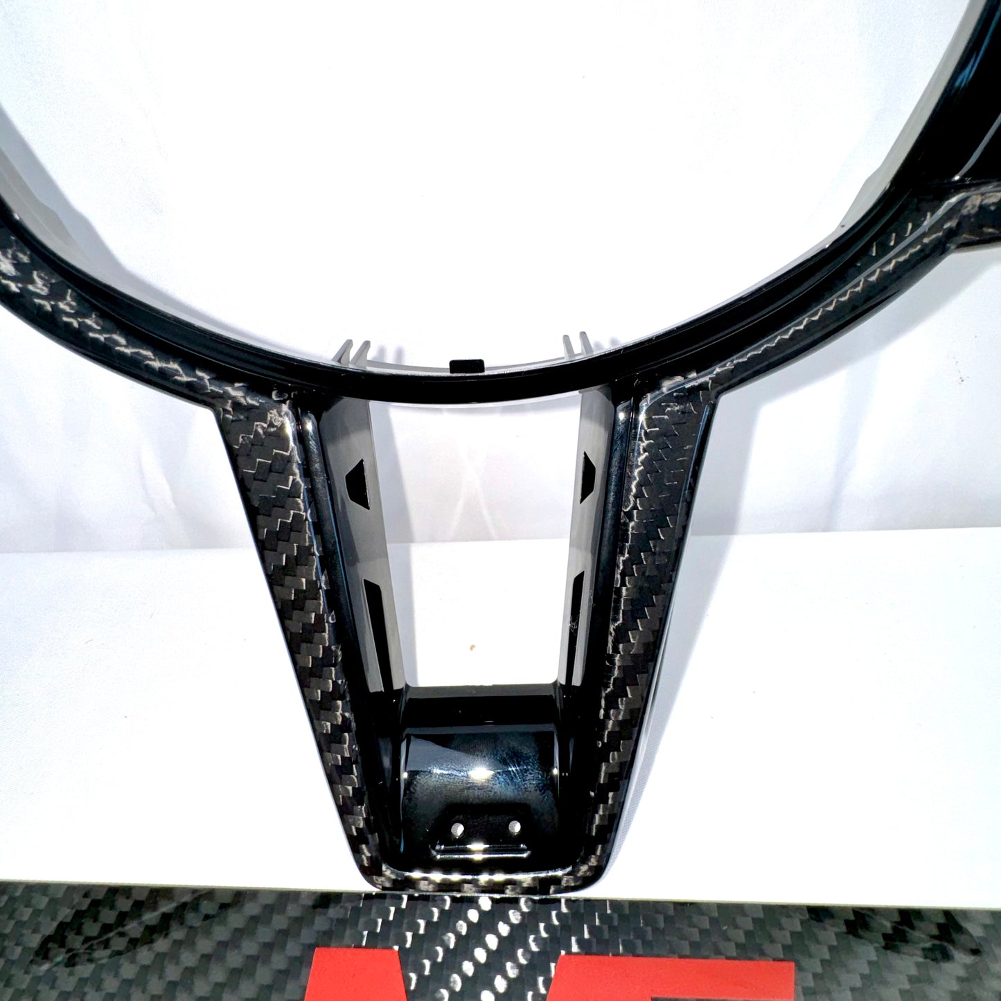 MAX CARBON Dry Carbon Prepreg Steering Wheel Cover Replacement for BMW M2 G87 LCI M3 G80 G81 LCI M4 G82 G83 LCI 