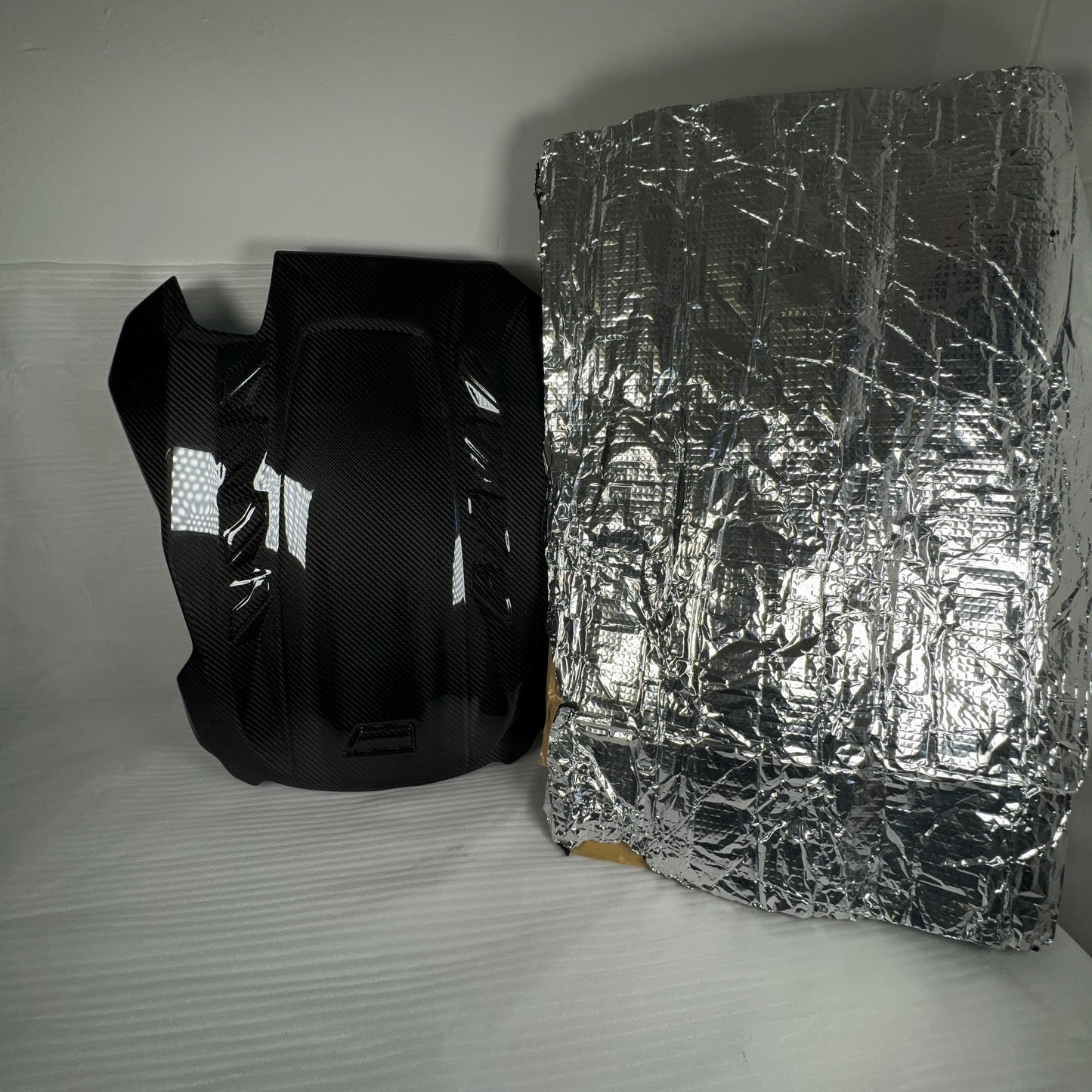 MAX CARBON Performance dry carbon engine cover engine compartment replacement for BMW X5M X6M F95 F96