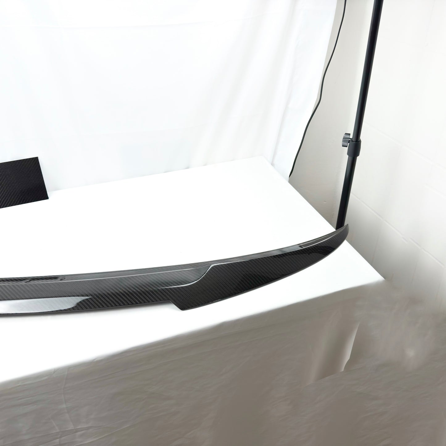 MC MAX CARBON Dry Carbon Prepreg Rear Spoiler Lip Spoiler suitable for BMW 4 Series F33 Cabriolet M4 F83 Cabriolet