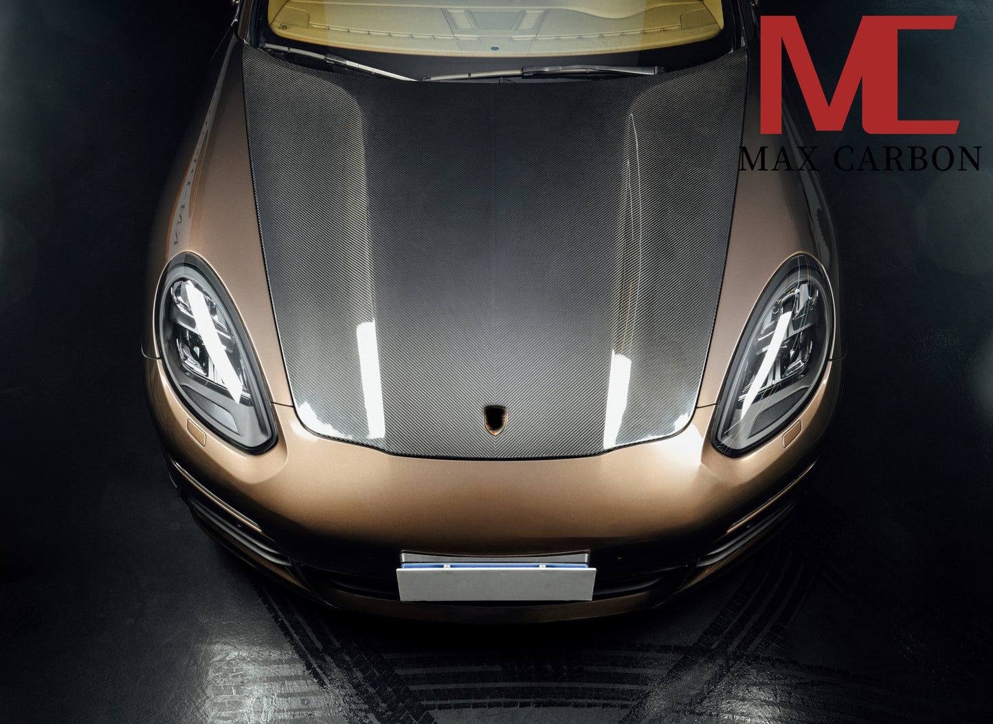 MAX CARBON DRY Carbon bonnet hood suitable for Porsche Panamera 970