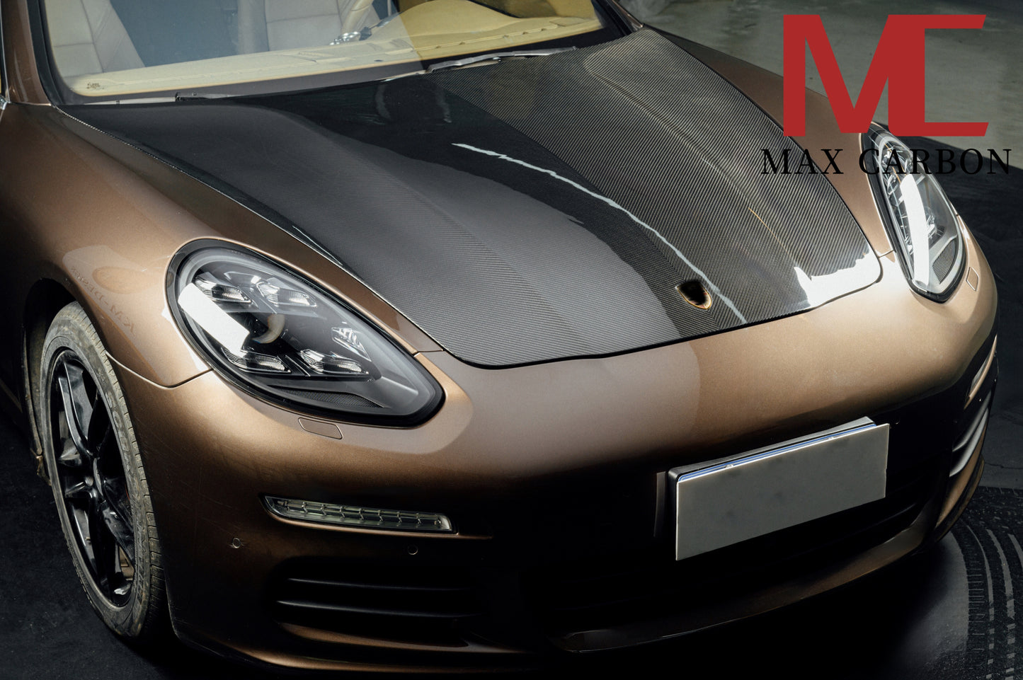 MAX CARBON DRY Carbon bonnet hood suitable for Porsche Panamera 970