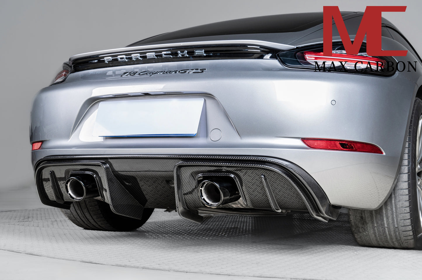 MAX CARBON DRY Carbon rear diffuser replacement diffuser suitable for Porsche 718 982 Cayman Boxster S GTS including exhaust covers in black 