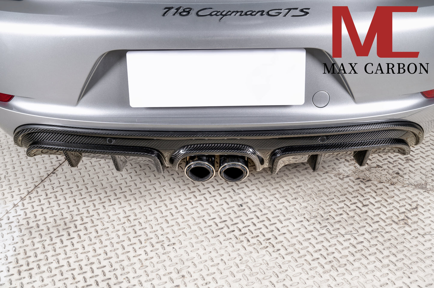 MAX CARBON DRY Carbon rear diffuser replacement diffuser suitable for Porsche 718 982 Cayman Boxster 