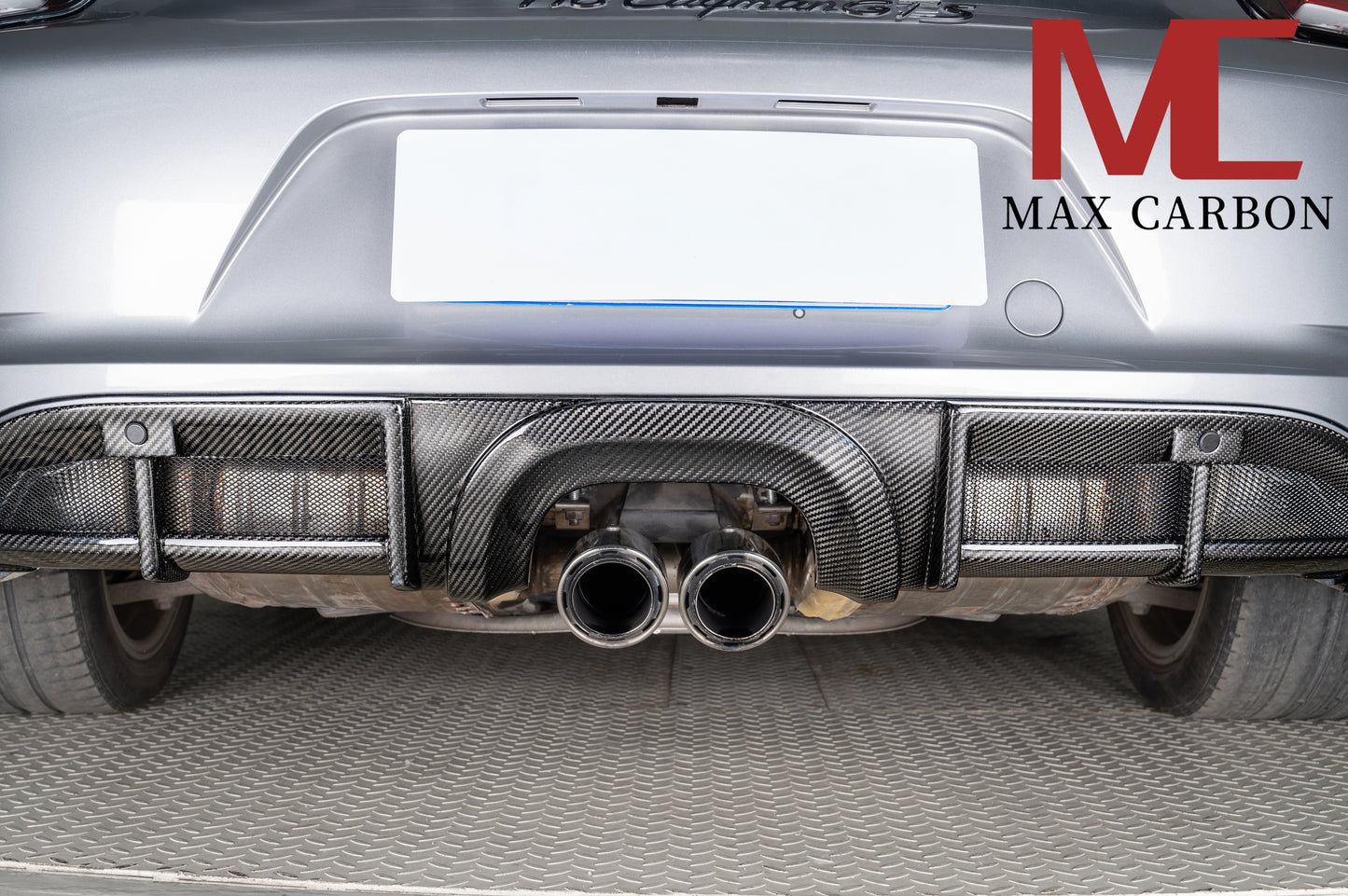 MAX CARBON DRY Carbon rear diffuser replacement diffuser suitable for Porsche 718 982 Cayman Boxster 