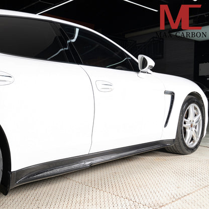 MAX CARBON DRY CARBON side skirts suitable for Porsche Panamera 970