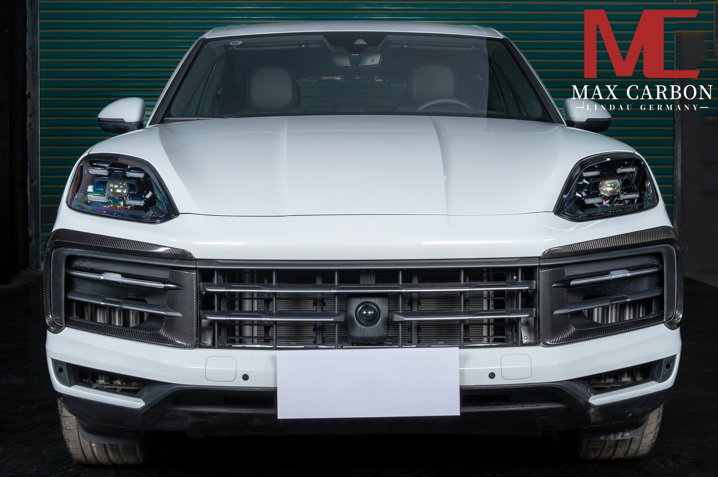 MAX CARBON Front Air Intake Covers suitable for Porsche Cayenne 9YA .2 Facelift 