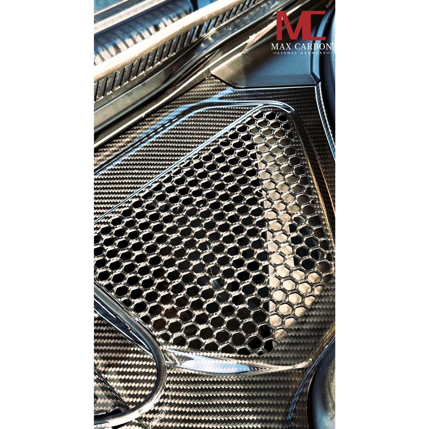 MAX CARBON Engine compartment cover DRY CARBON Prepreg for BMW G80 G81 M3 G82 G83 M4 M2 G87 
