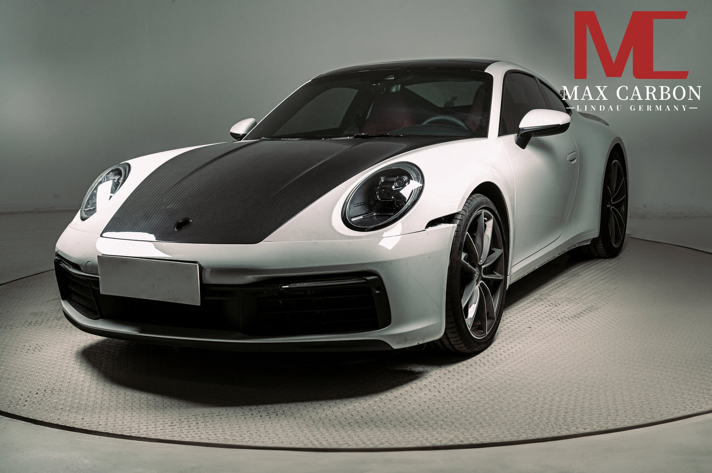 MAX CARBON DRY Carbon bonnet hood suitable for Porsche 911 992.1 Carrera