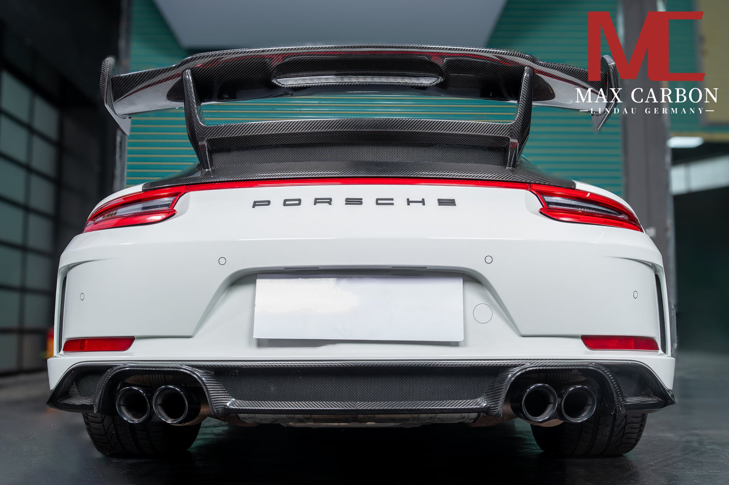 MAX CARBON DRY Carbon rear wing spoiler including seat plates suitable for Porsche 911 991 