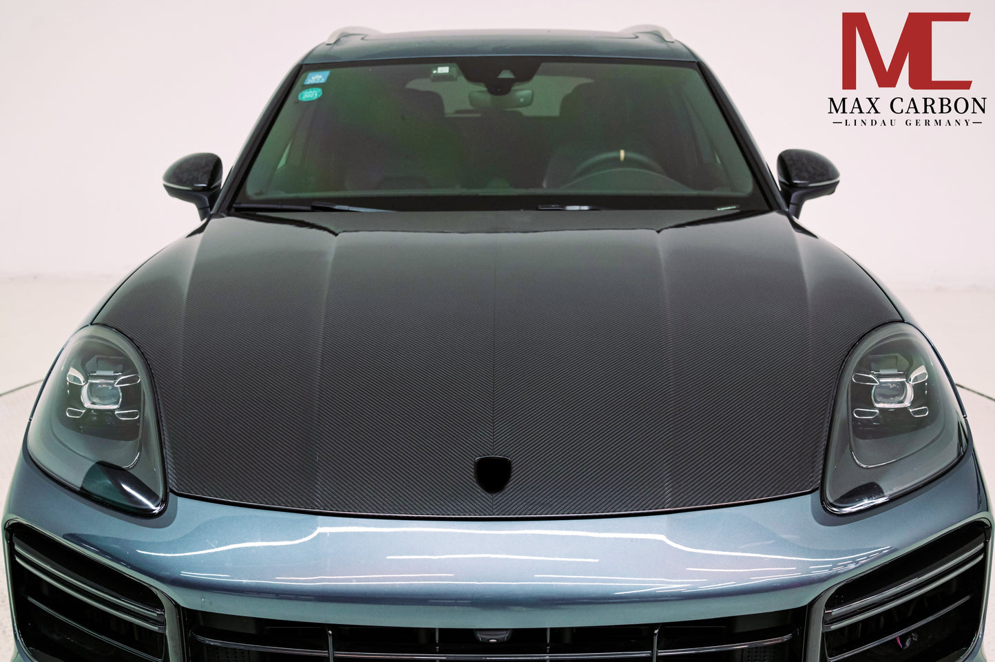 MAX CARBON DRY Carbon bonnet hood suitable for Porsche Cayenne S GTS 9YA .1