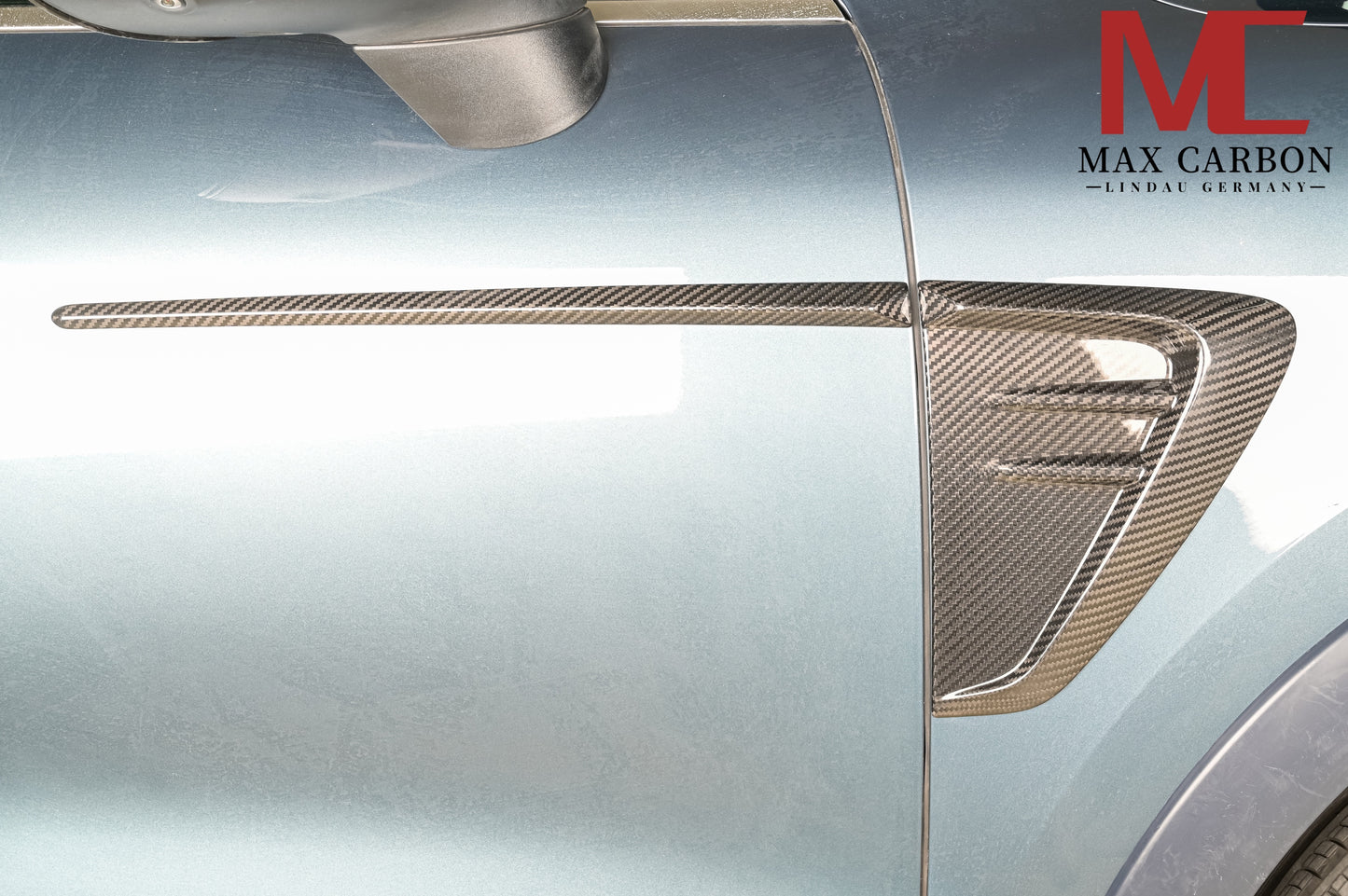 MAX CARBON DRY Carbon Side Door Panels Fender Covers for Porsche Cayenne S GTS 9YA 9Y0